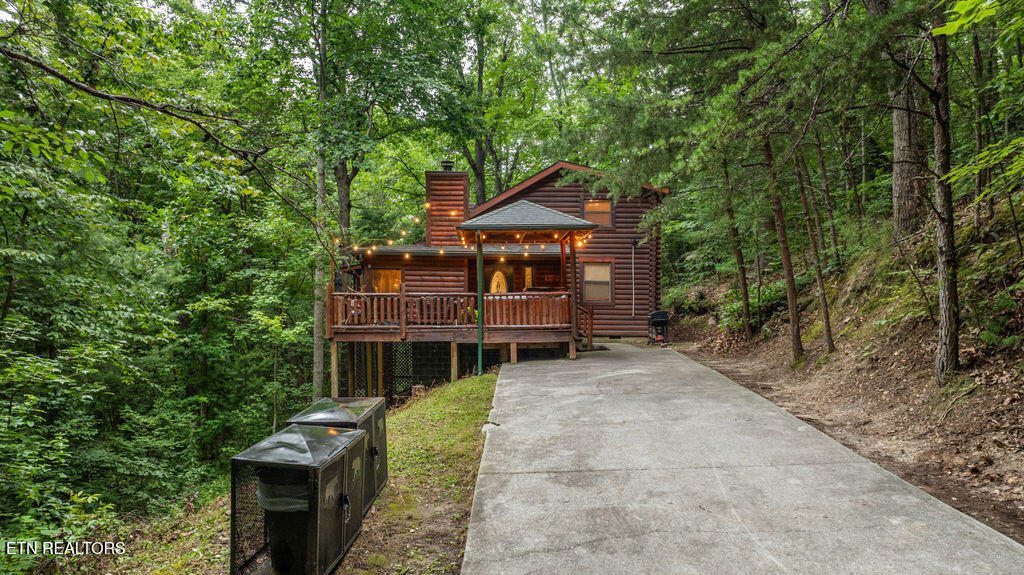 1527 Tyler Way