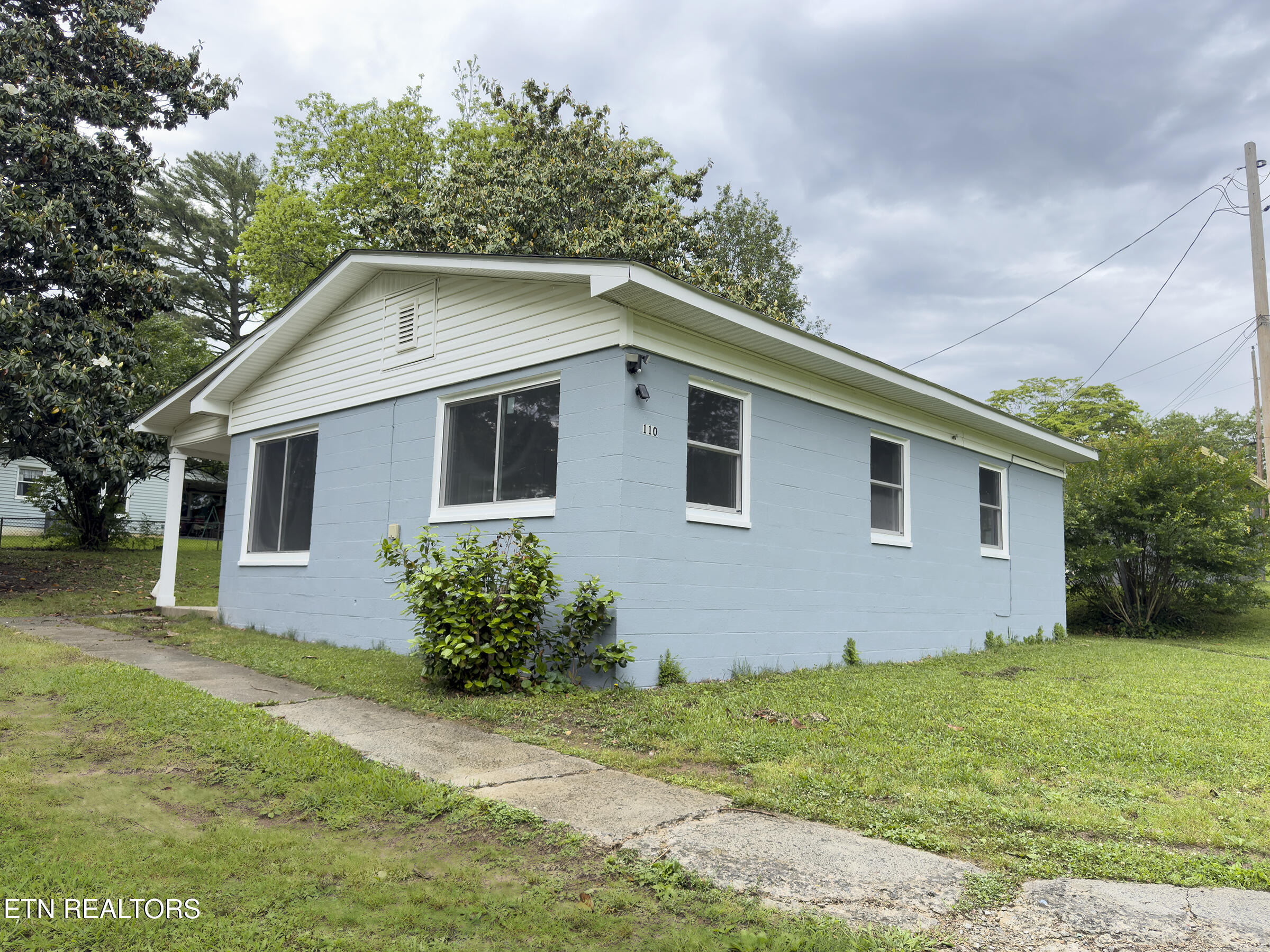 110 Parsons Rd