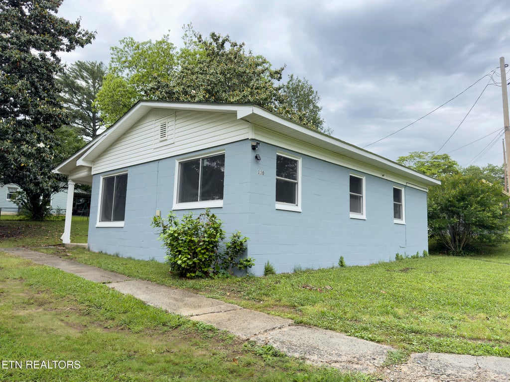 Photo of 110 Parsons Rd, Oak Ridge, TN 37830 (MLS # 1301434)