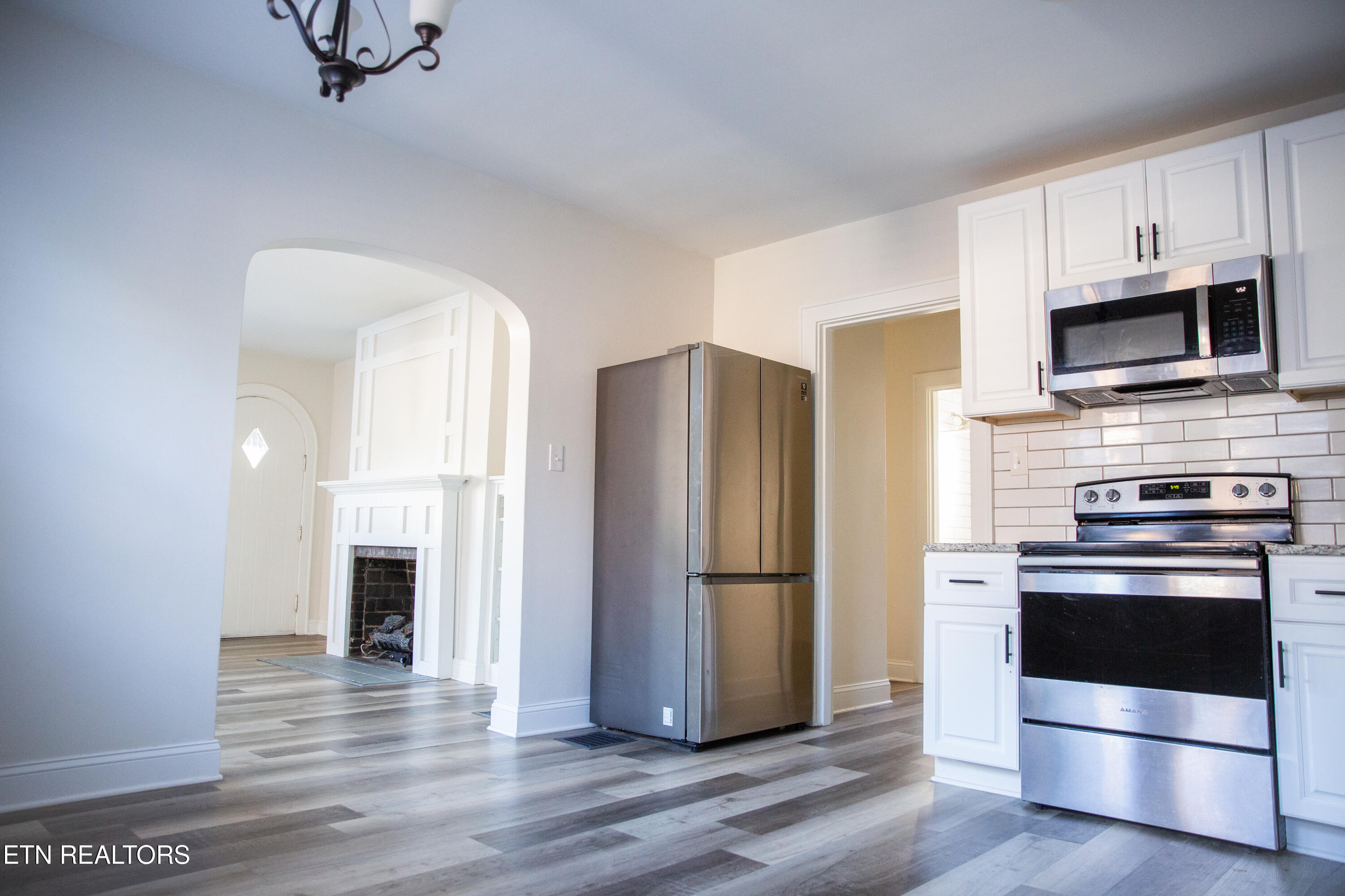 Knoxville, Tennessee 37914, United States, 2 Bedrooms Bedrooms, ,2 BathroomsBathrooms,Residential,Active,229921