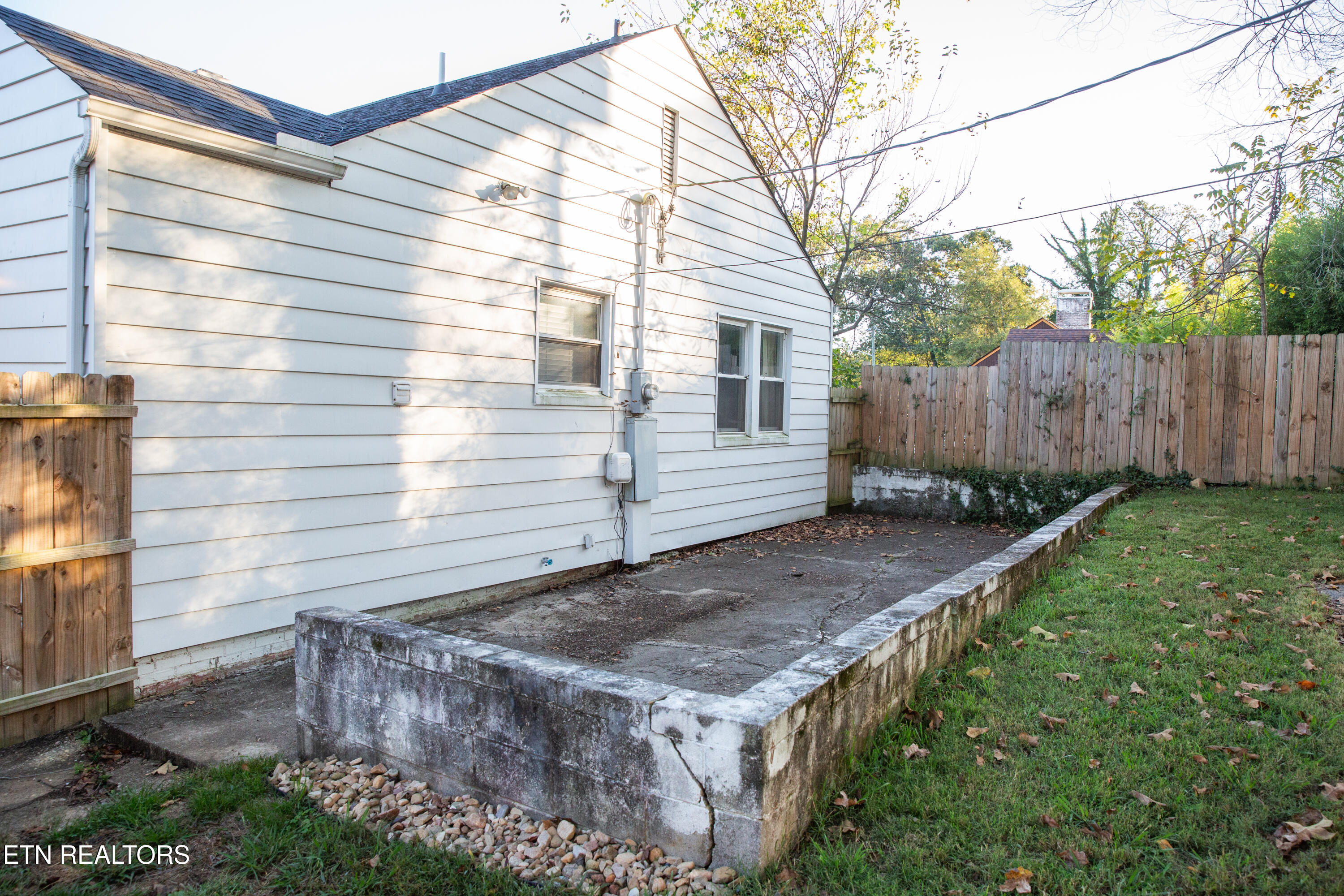 Knoxville, Tennessee 37914, United States, 2 Bedrooms Bedrooms, ,2 BathroomsBathrooms,Residential,Active,229921