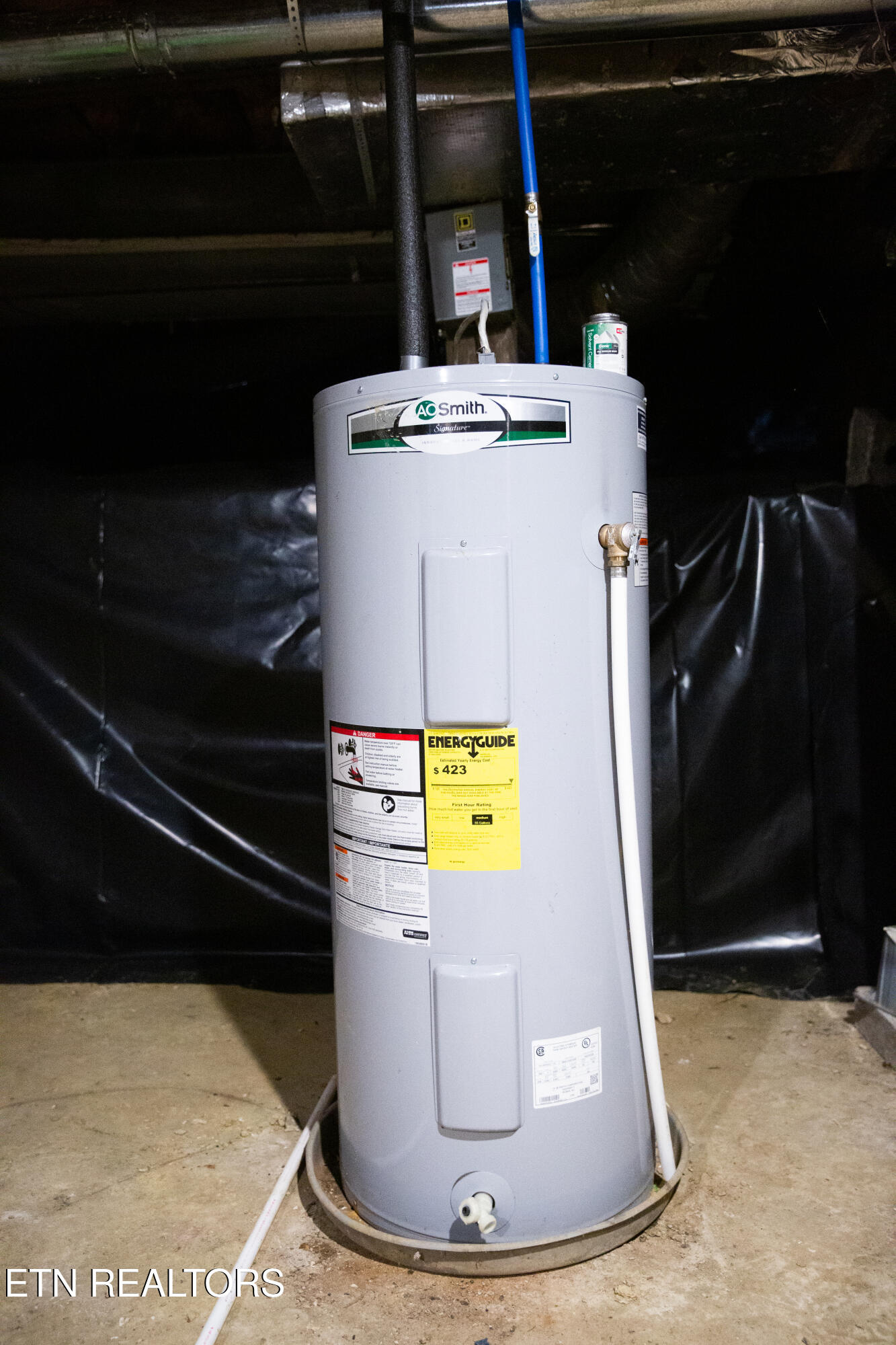 Knoxville, Tennessee 37914, United States, 2 Bedrooms Bedrooms, ,2 BathroomsBathrooms,Residential,Active,229921