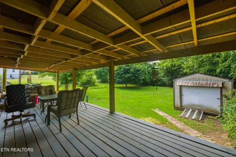 Tiny photo for 220 County Road 475, Etowah, TN 37331 (MLS # 1347764)