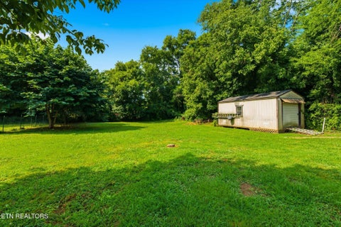 Tiny photo for 220 County Road 475, Etowah, TN 37331 (MLS # 1347764)