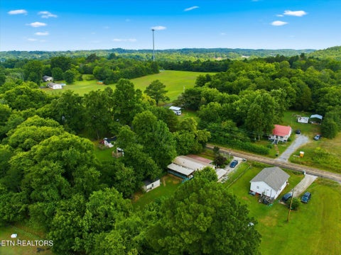 Tiny photo for 220 County Road 475, Etowah, TN 37331 (MLS # 1347764)