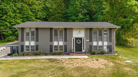 Photo of 5524 Carter Rd, Knoxville, TN 37918 (MLS # 1341768)