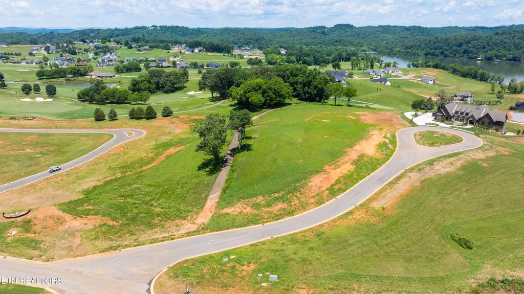 Photo of 111 Magnolia Hl, Loudon, TN 37774 (MLS # 1298695)