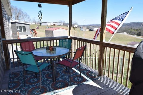 Tiny photo for 182 Pearlie Ln Lane, Tazewell, TN 37879 (MLS # 1330958)