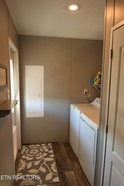 Tiny photo for 182 Pearlie Ln Lane, Tazewell, TN 37879 (MLS # 1330958)