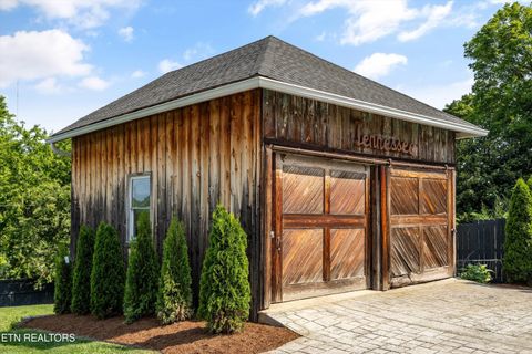 Tiny photo for 505 E Scott Ave, Knoxville, TN 37917 (MLS # 1304767)