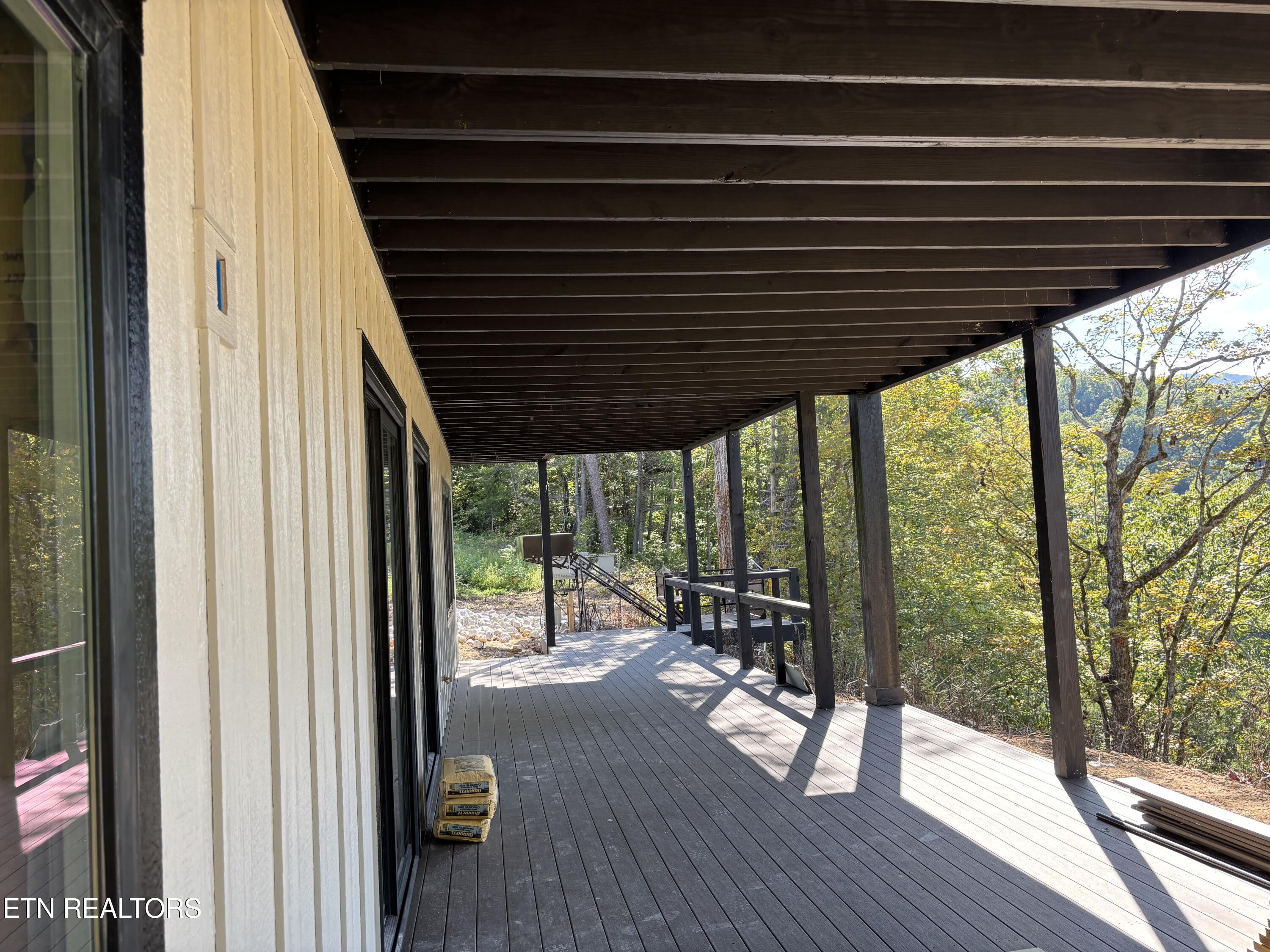 300 Bluff Trace