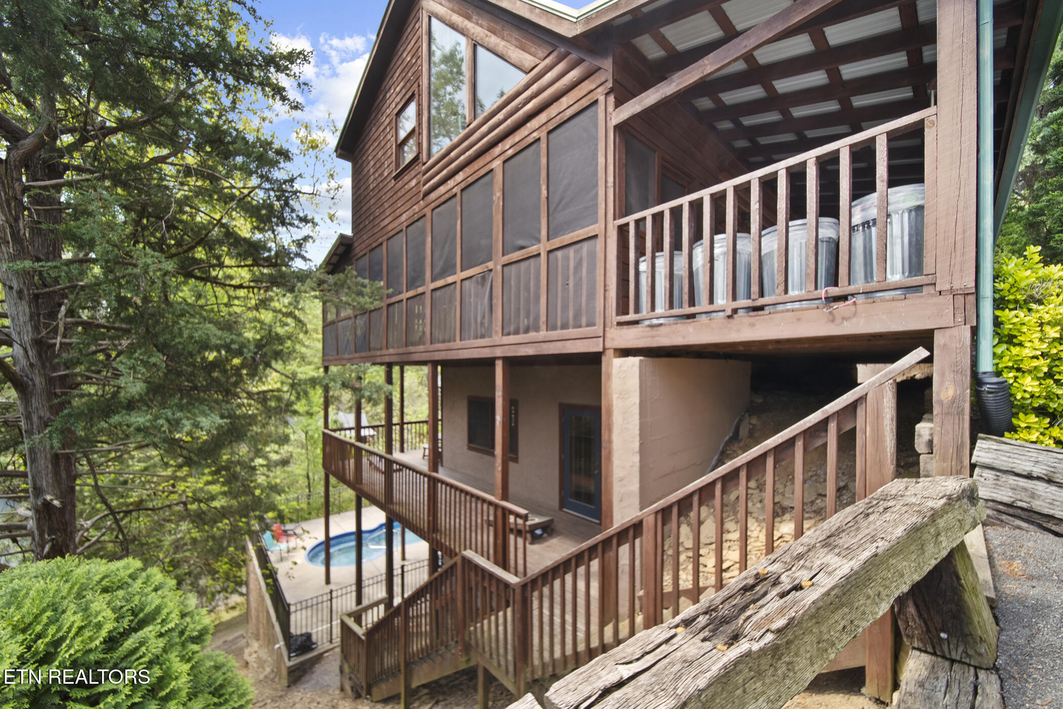 824 Bear Run Way