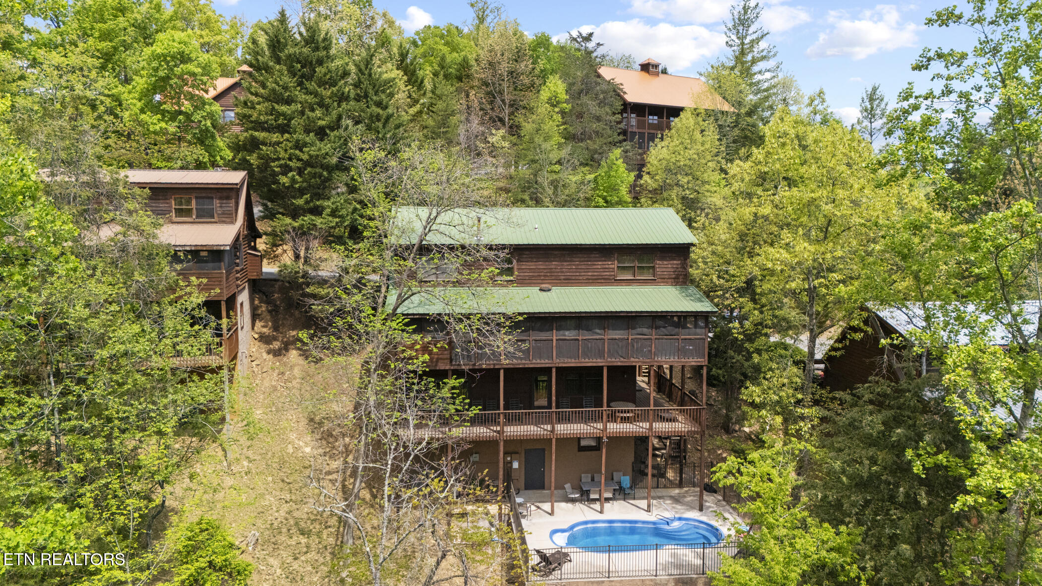 824 Bear Run Way