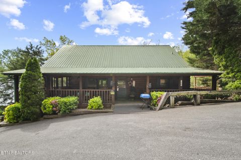 824 Bear Run Way Sevierville TN 37862