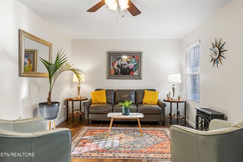 Tiny photo for 118 View Lane, LaFollette, TN 37766 (MLS # 1327154)