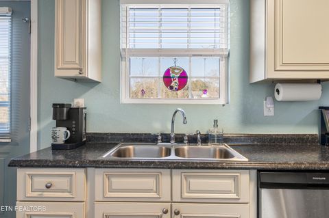 Tiny photo for 118 View Lane, LaFollette, TN 37766 (MLS # 1327154)