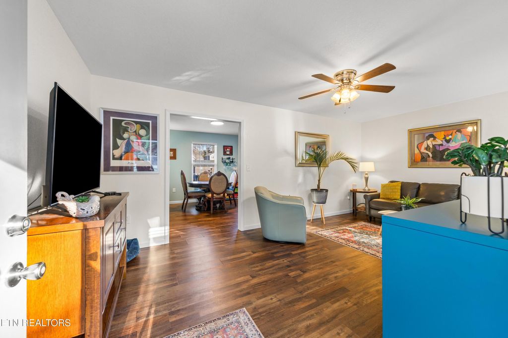 Photo of 118 View Lane, LaFollette, TN 37766 (MLS # 1327154)