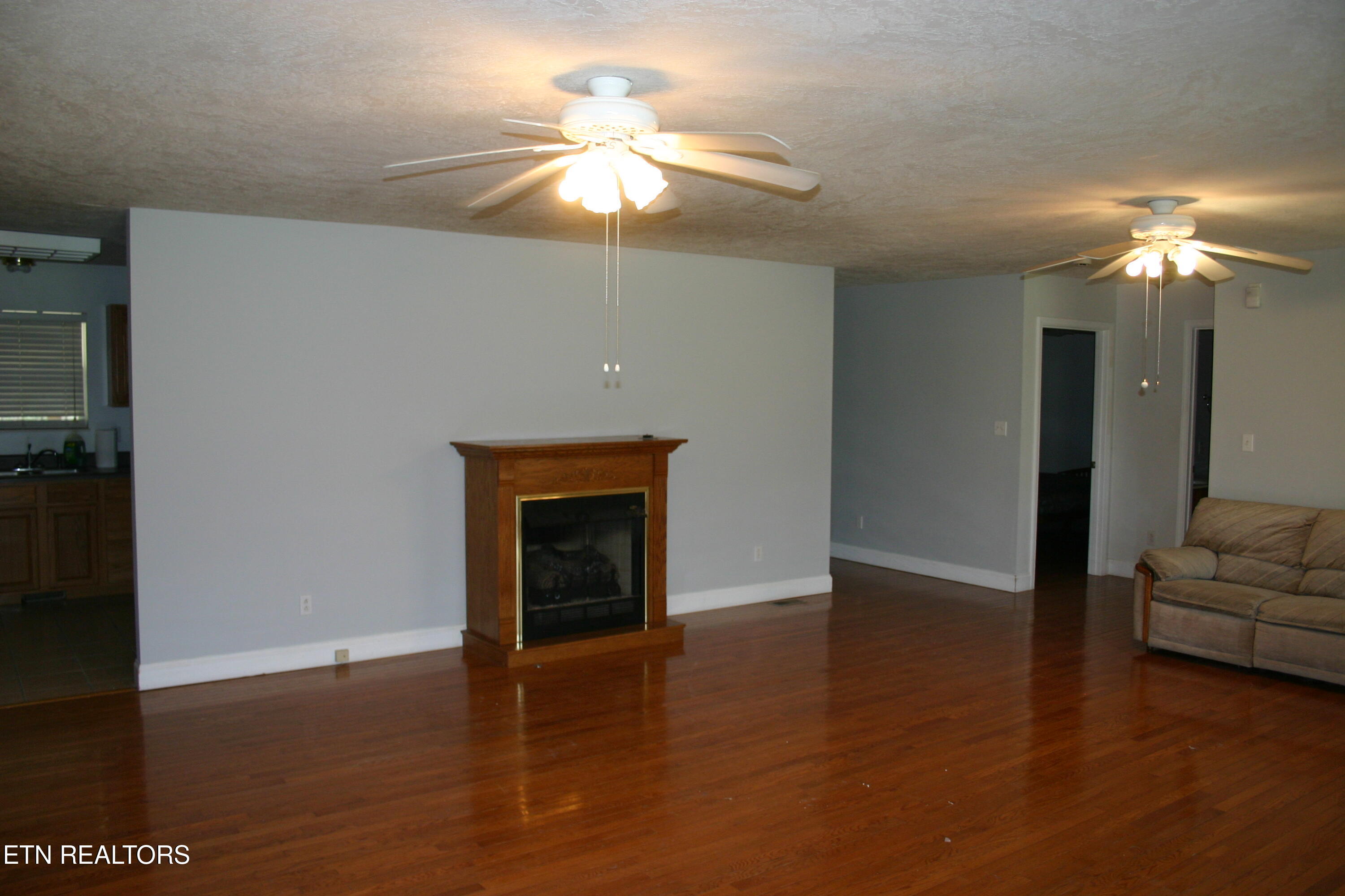 163 Upper Clear Creek Rd