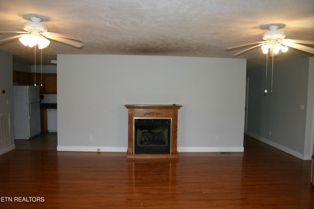 Photo of 163 Upper Clear Creek Rd, Andersonville, TN 37705 (MLS # 1334373)