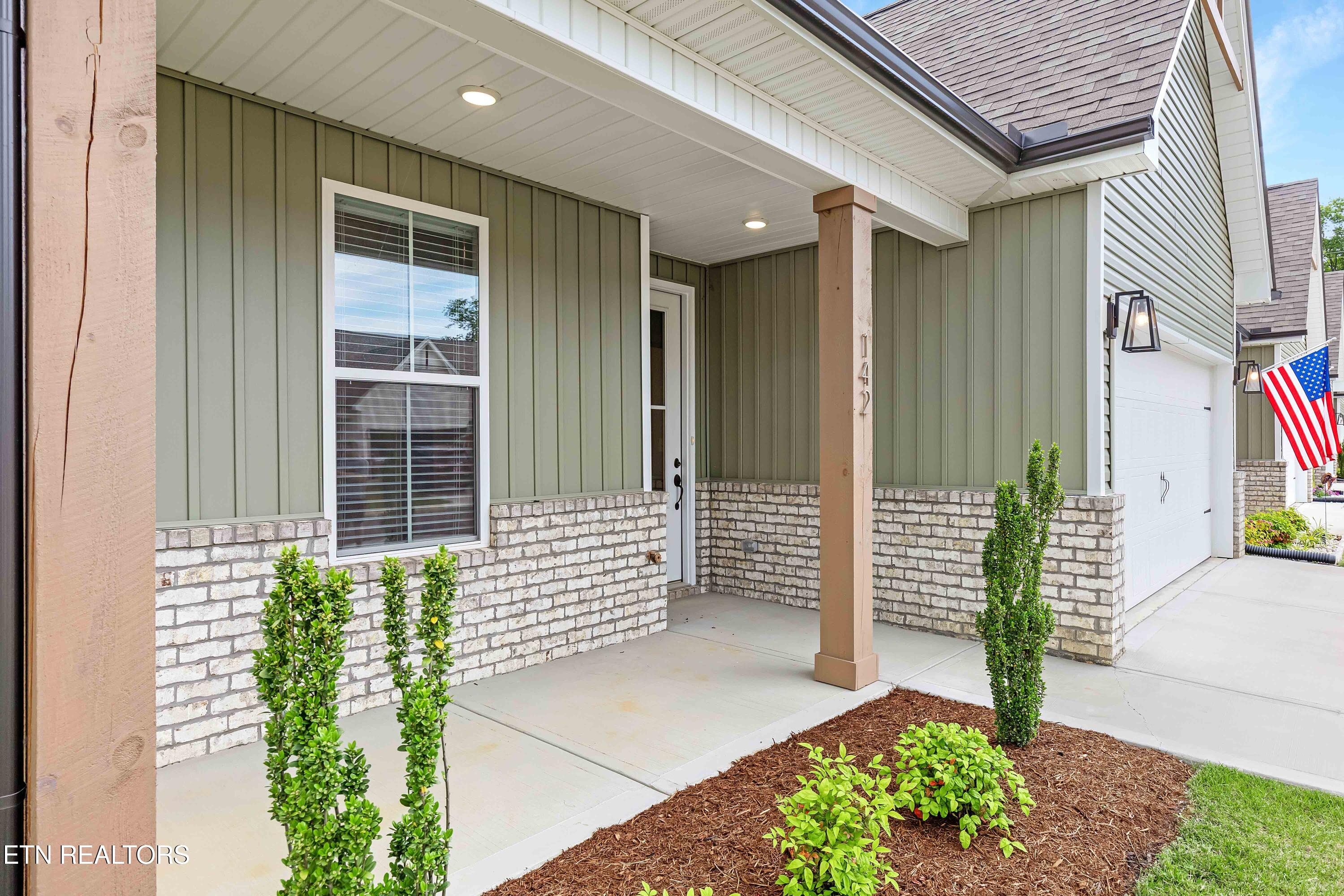 142 Elise Way