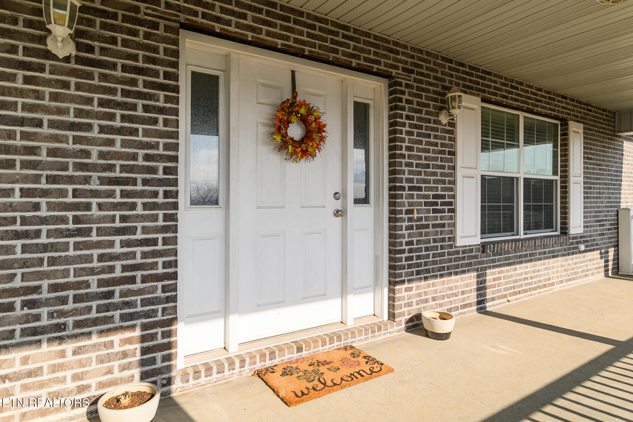 1220 Whaleys Overlook