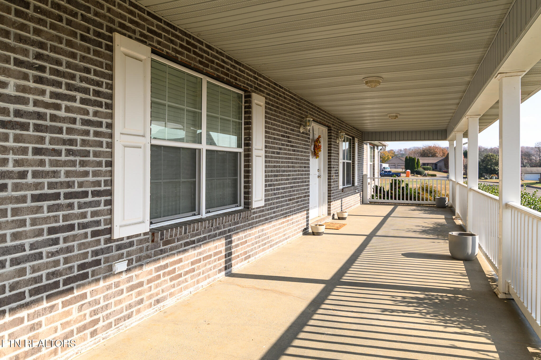 1220 Whaleys Overlook