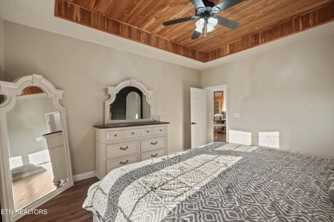 Tiny photo for 286 Bobcat Tr, Caryville, TN 37714 (MLS # 1359959)