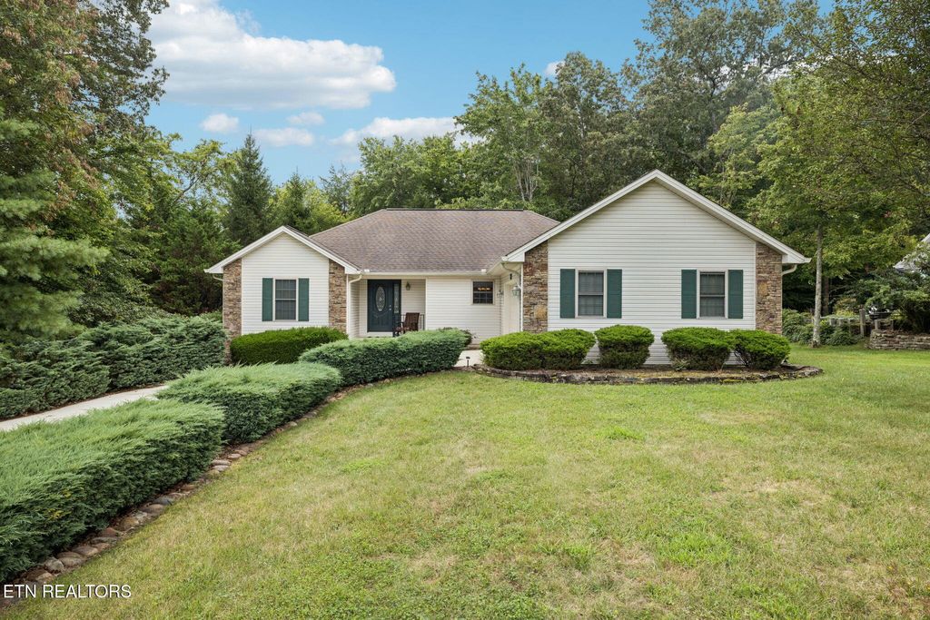 Photo of 37 Thames Court, Fairfield Glade, TN 38558 (MLS # 1311260)