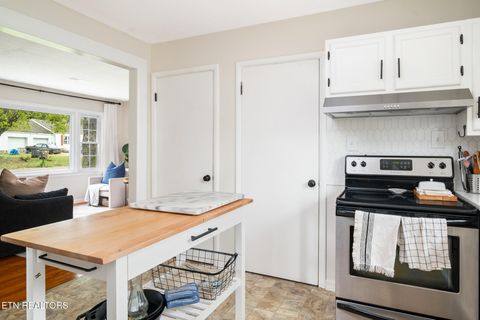 Tiny photo for 1217 Glenoaks Drive, Knoxville, TN 37918 (MLS # 1317937)
