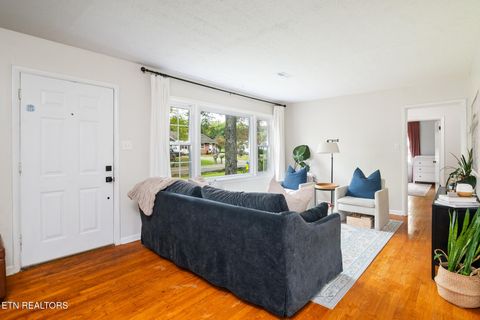 Tiny photo for 1217 Glenoaks Drive, Knoxville, TN 37918 (MLS # 1317937)