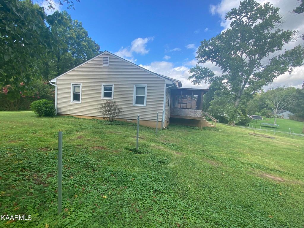Photo of 2545 McCosh Rd, Louisville, TN 37777 (MLS # 1236153)