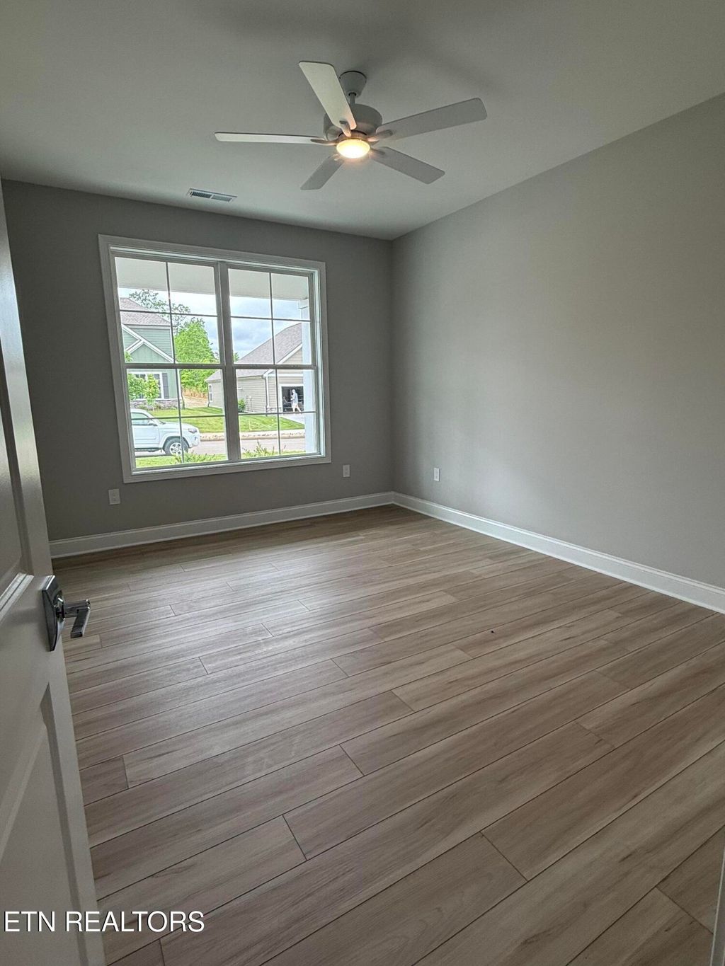 Photo of 174 Honeysuckle Drive, Lenoir City, TN 37771 (MLS # 1339215)