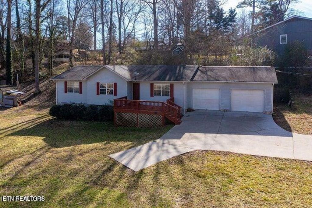 Photo of 517 Bowman Bend Rd, Harriman, TN 37748 (MLS # 1318479)