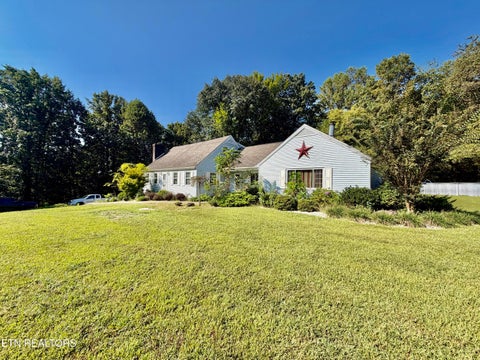 Tiny photo for 770 Presidential Blvd, Harrogate, TN 37752 (MLS # 1355686)