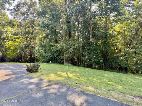 Tiny photo for 770 Presidential Blvd, Harrogate, TN 37752 (MLS # 1355686)