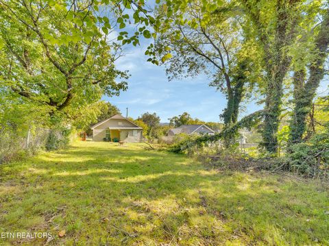 Tiny photo for 2123 Vermont Ave, Knoxville, TN 37921 (MLS # 1317677)
