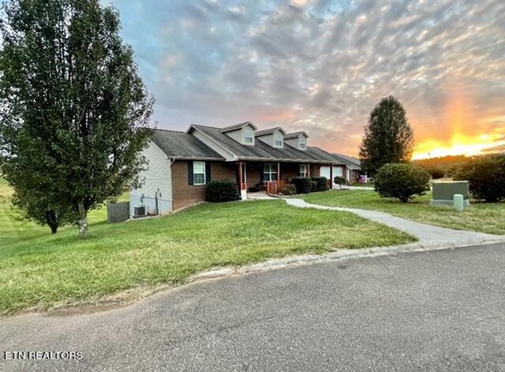 Photo of 214 Ashton Lane, Madisonville, TN 37354 (MLS # 1279588)