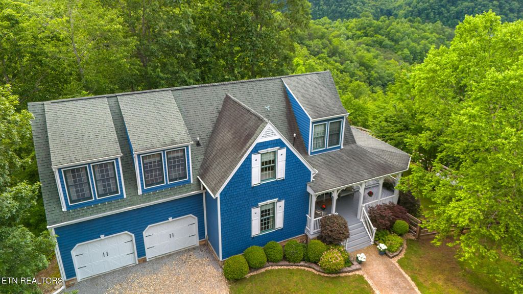 Photo of 157 Wildcat Hollow Rd, New Tazewell, TN 37825 (MLS # 1302226)