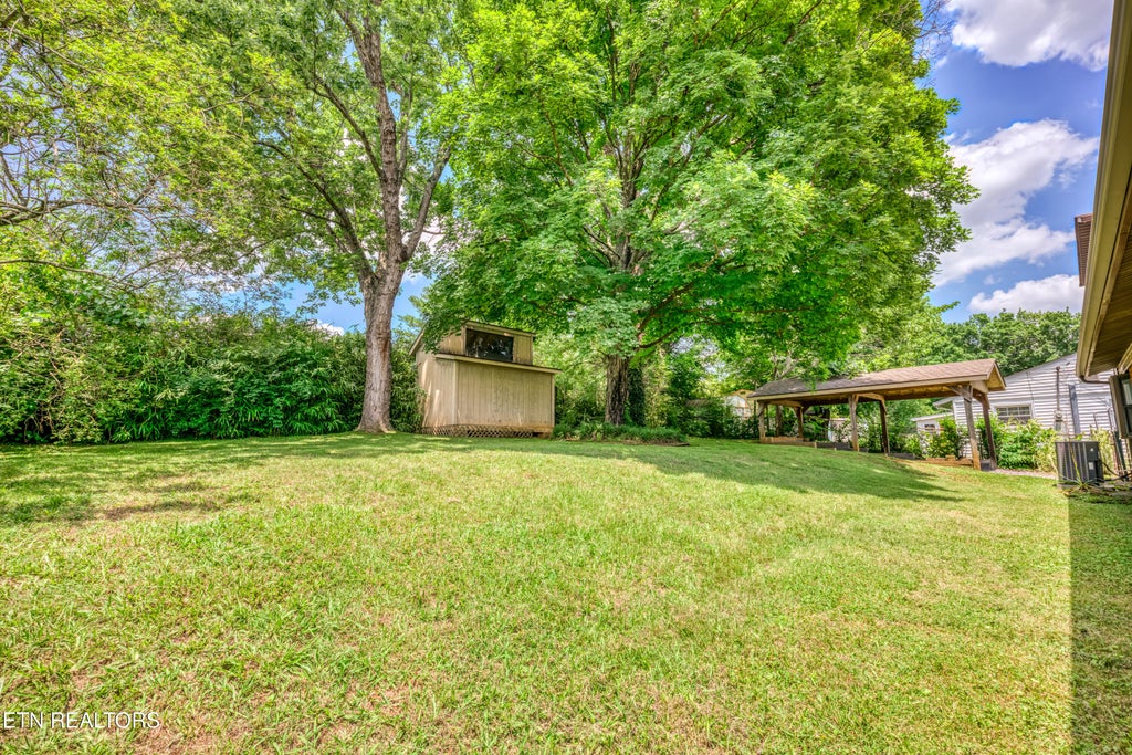 Photo of 3107 Myrtlewood Drive, Knoxville, TN 37921 (MLS # 1344535)