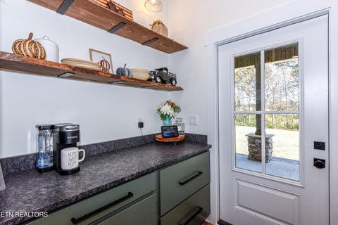 Tiny photo for 910 Sophie Drive, Greenback, TN 37742 (MLS # 1354730)