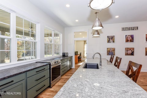 Tiny photo for 910 Sophie Drive, Greenback, TN 37742 (MLS # 1354730)