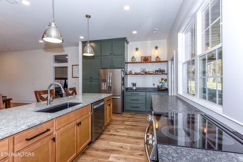Tiny photo for 910 Sophie Drive, Greenback, TN 37742 (MLS # 1354730)
