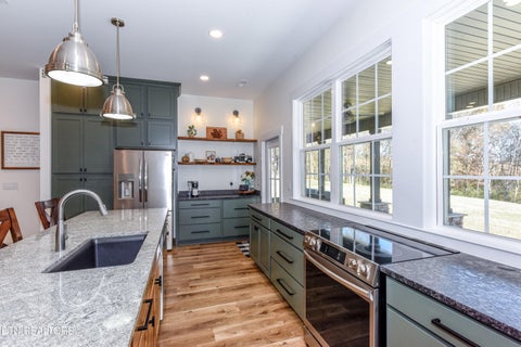Tiny photo for 910 Sophie Drive, Greenback, TN 37742 (MLS # 1354730)