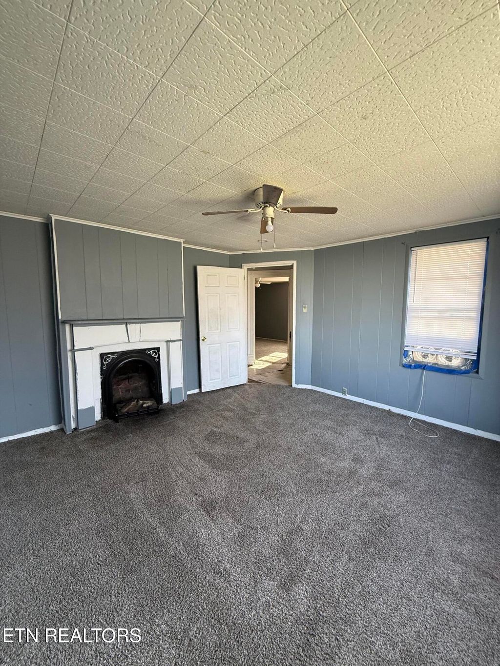 Photo of 302 Byrd Ave Ave, Harriman, TN 37748 (MLS # 1332849)