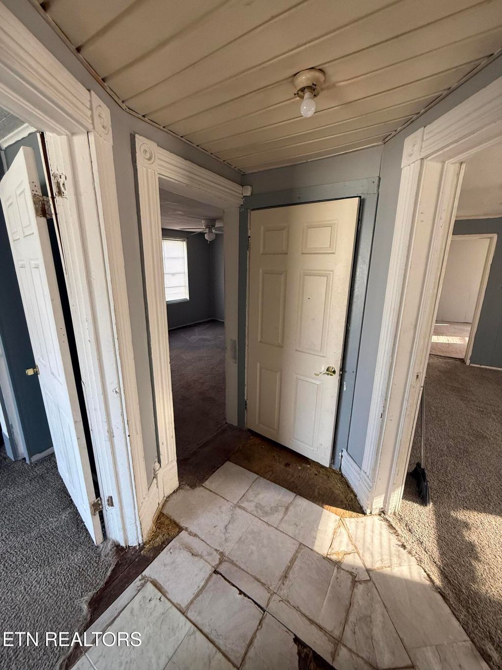 Photo of 302 Byrd Ave Ave, Harriman, TN 37748 (MLS # 1332849)