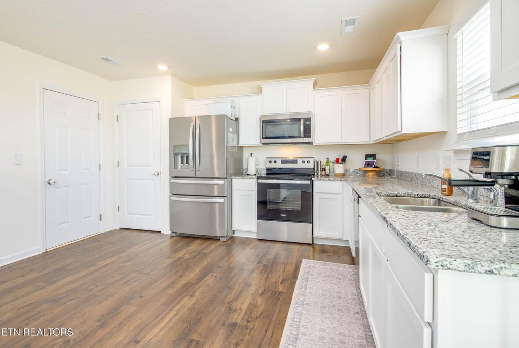 Photo of 7535 Grasshopper Lane, Corryton, TN 37721 (MLS # 1326643)