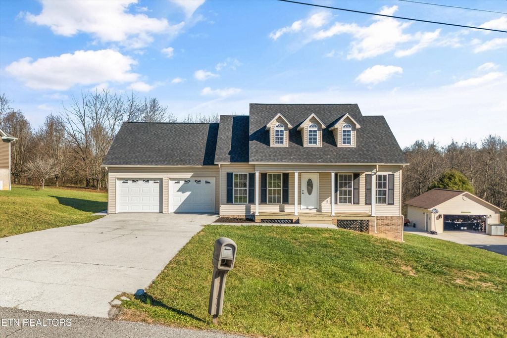 Photo of 252 Perkins Lane, Jacksboro, TN 37757 (MLS # 1323116)