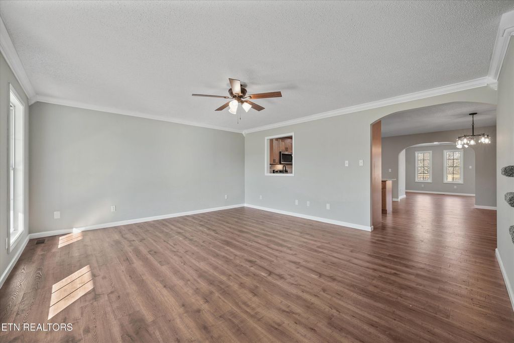 Photo of 252 Perkins Lane, Jacksboro, TN 37757 (MLS # 1323116)