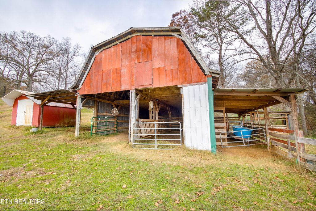 Photo of 1306 Fielden Store Rd, New Market, TN 37820 (MLS # 1316426)