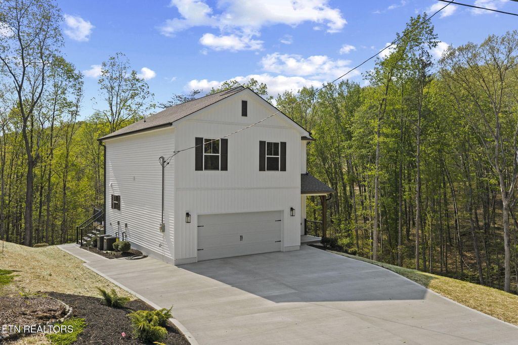 Photo of 159 Edgewood Heights Lane, Powell, TN 37849 (MLS # 1336582)